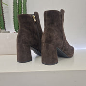 Stivaletto con platò in suede t.moro