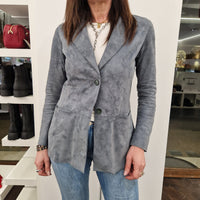 Giacca modello blazer  DOMITILLA in pelle scamosciata color carta da zucchero