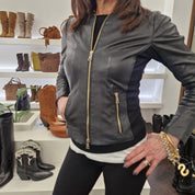 Long jacket in real leather with stretch fabric