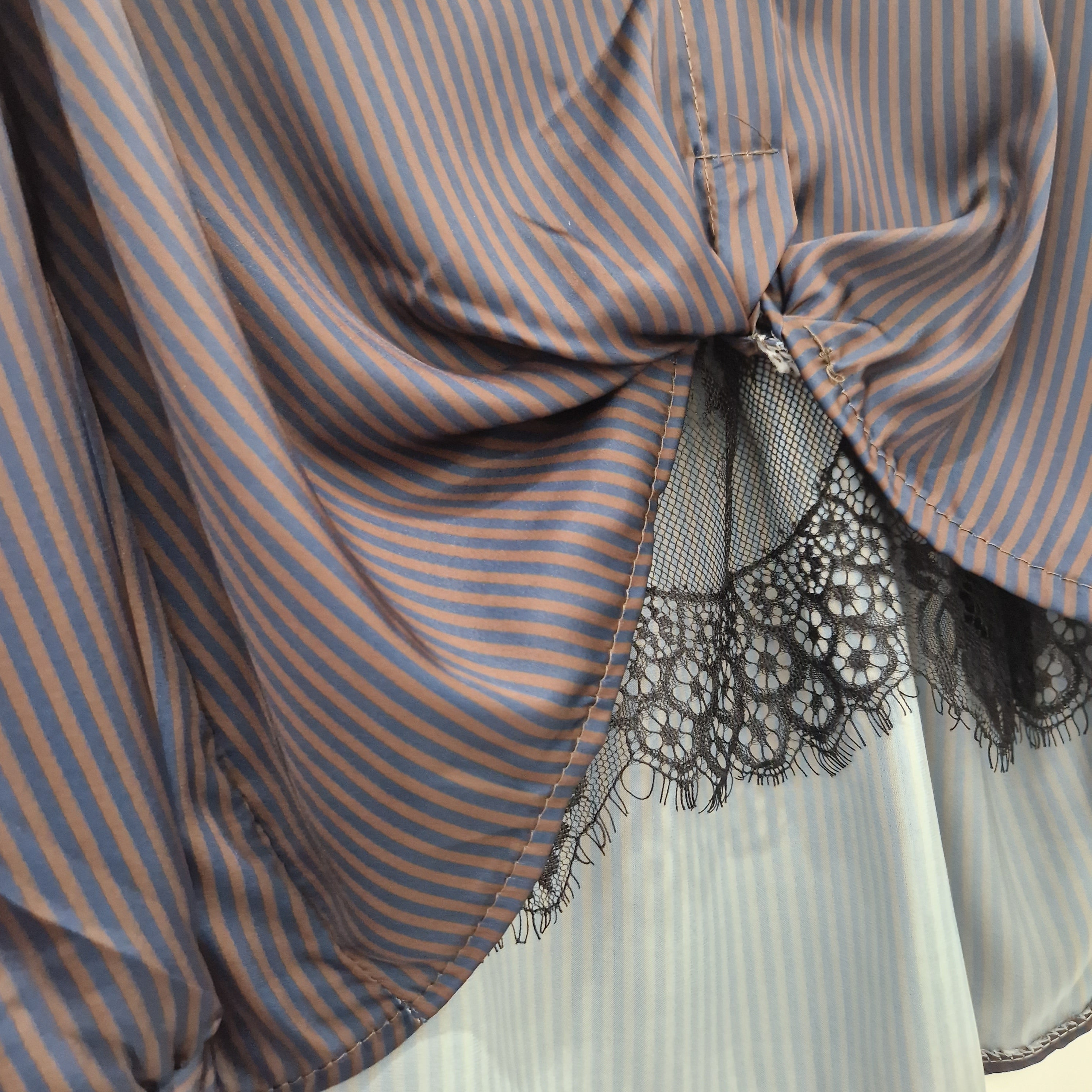 Kikisix Camicia con canotta in pizzo