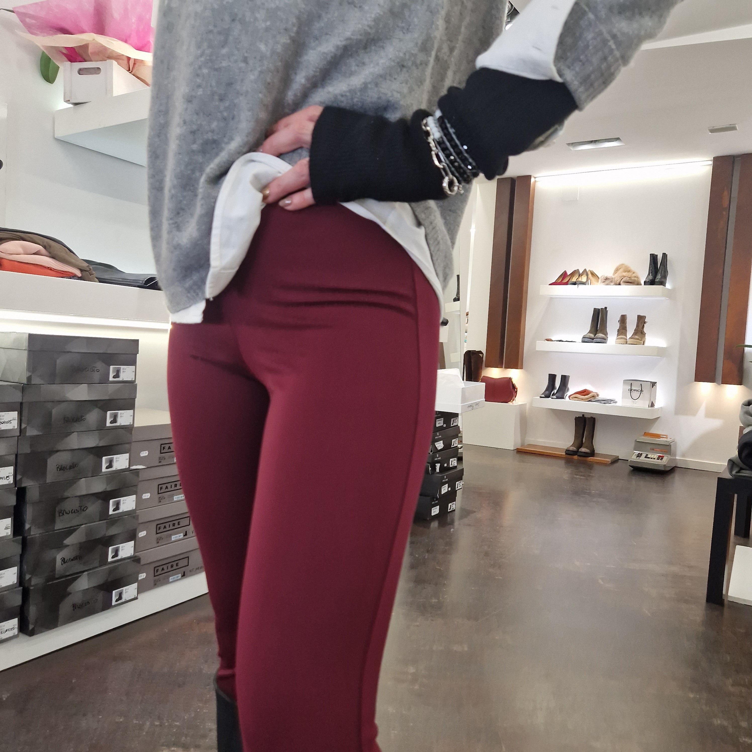 JISSÈ pantalone NUMERO 1 bordeaux