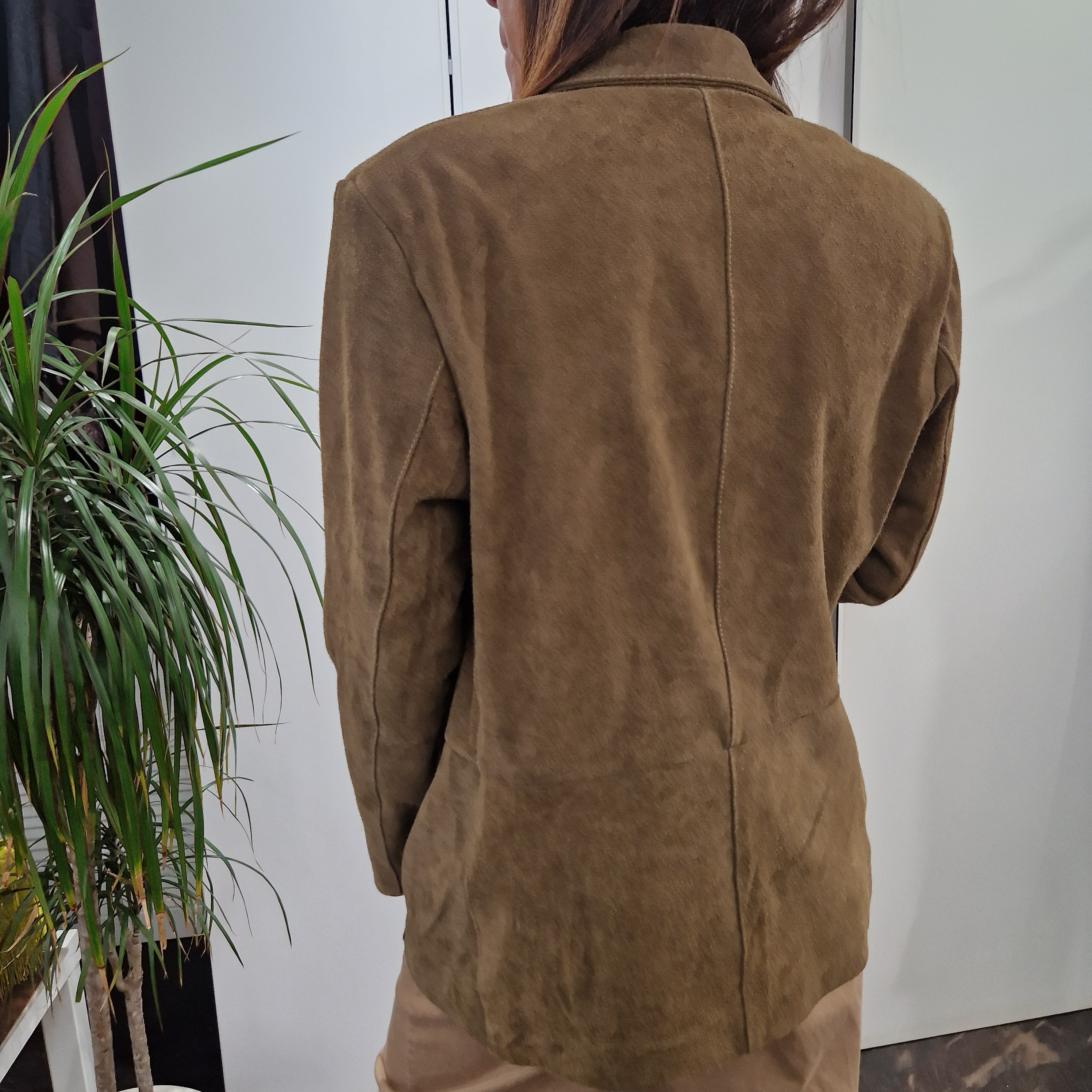 Giacca blazer in vera pelle scamosciata color sand modello blazer