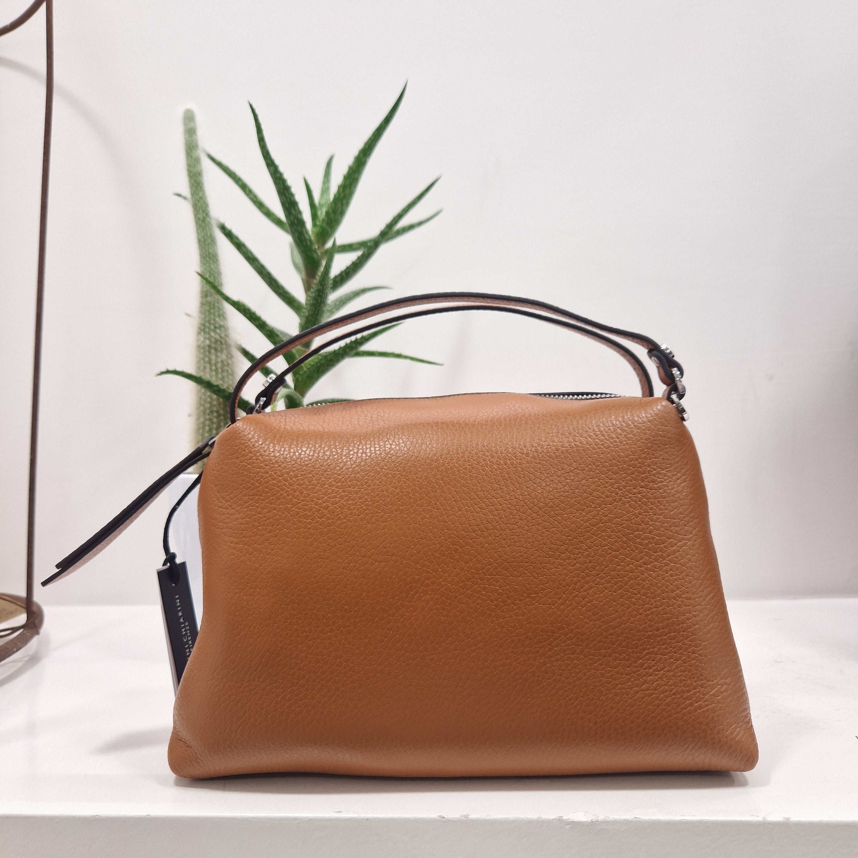 Gianni Chiarini borsa  linea ALIFA in pelle color cuoio