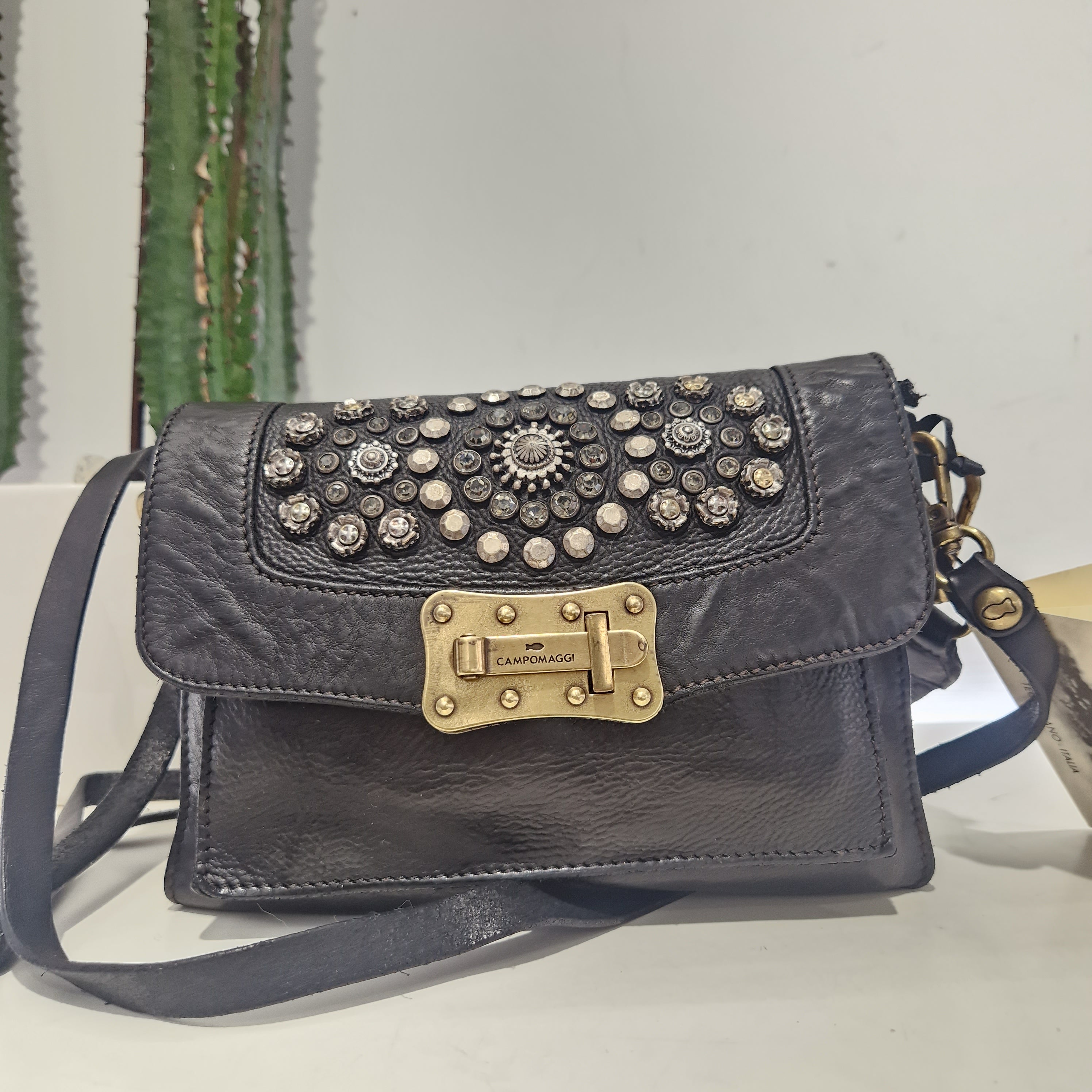 Campomaggi borsa Agnese per DORICO limited edition