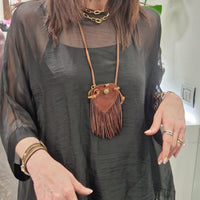 Collana CUORE  in pelle con frange