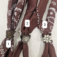 Campomaggi BANDANA (Testa di Moro) cotone e ferma bandana con borchie