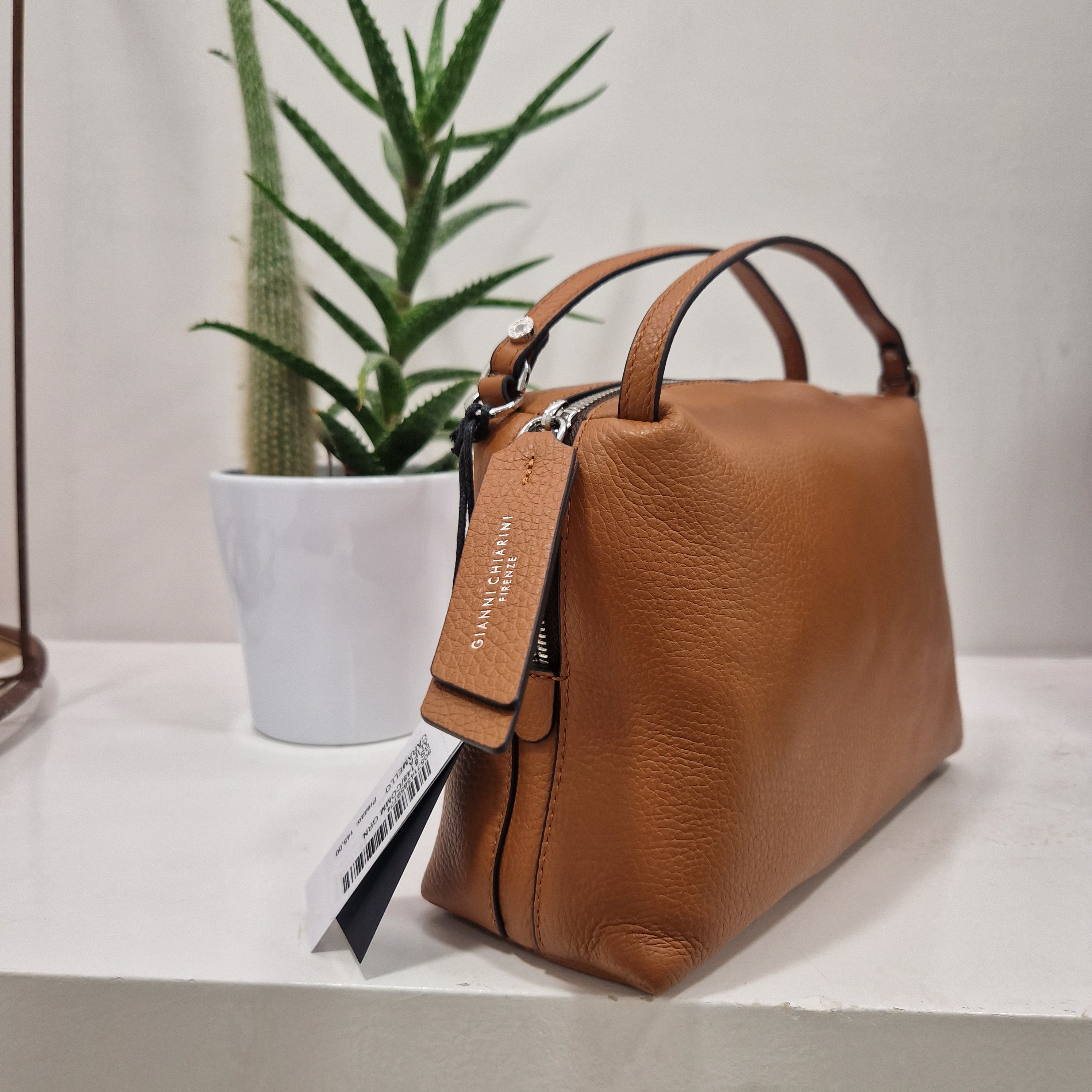 Gianni Chiarini borsa  linea ALIFA in pelle color cuoio