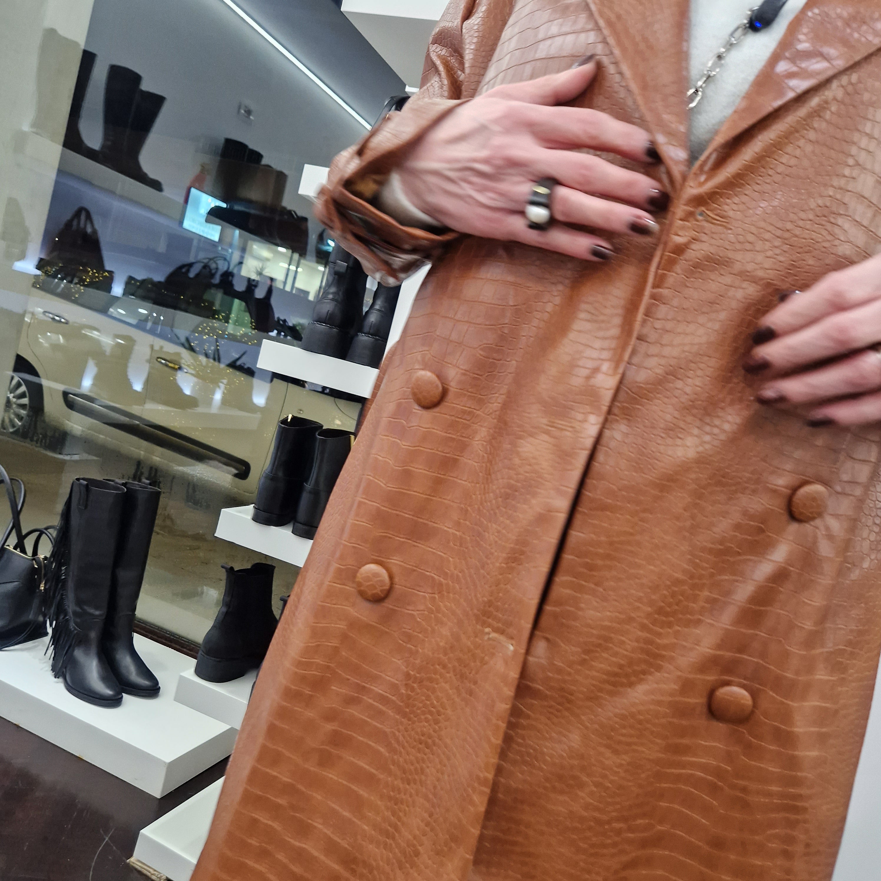 Cappotto lungo doppio petto ecopelle STAMPA COCCO color cuoio