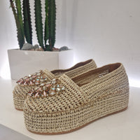 Fiorina scarpa con platform color sabbia