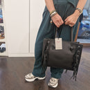 Gianni Chiarini  linea MARCELLA  dimensione grande pelle nera  frange