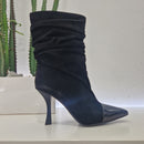 Stivaletto in pellame scamosciato nero