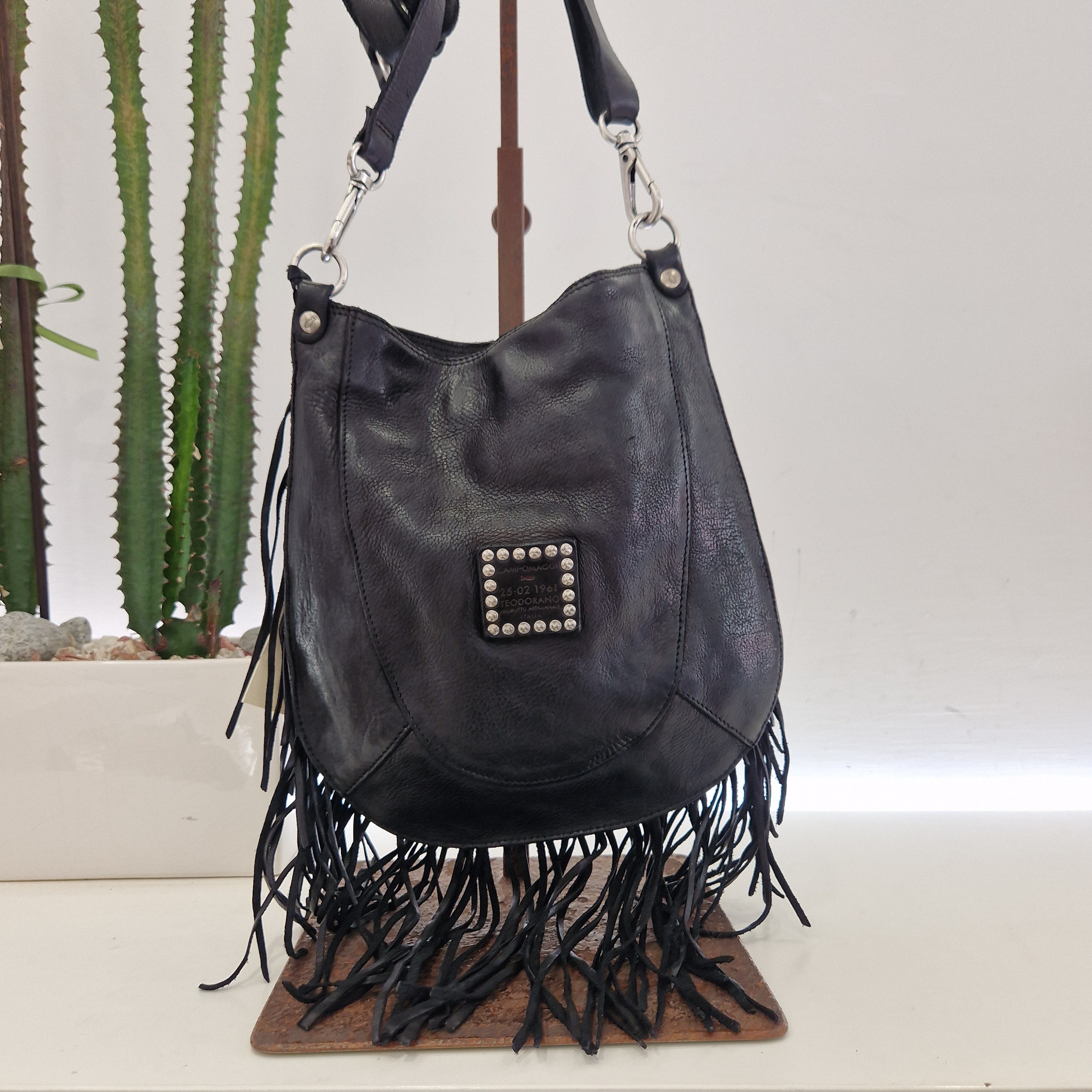 Campomaggi borsa linea ZEFIRO con frange