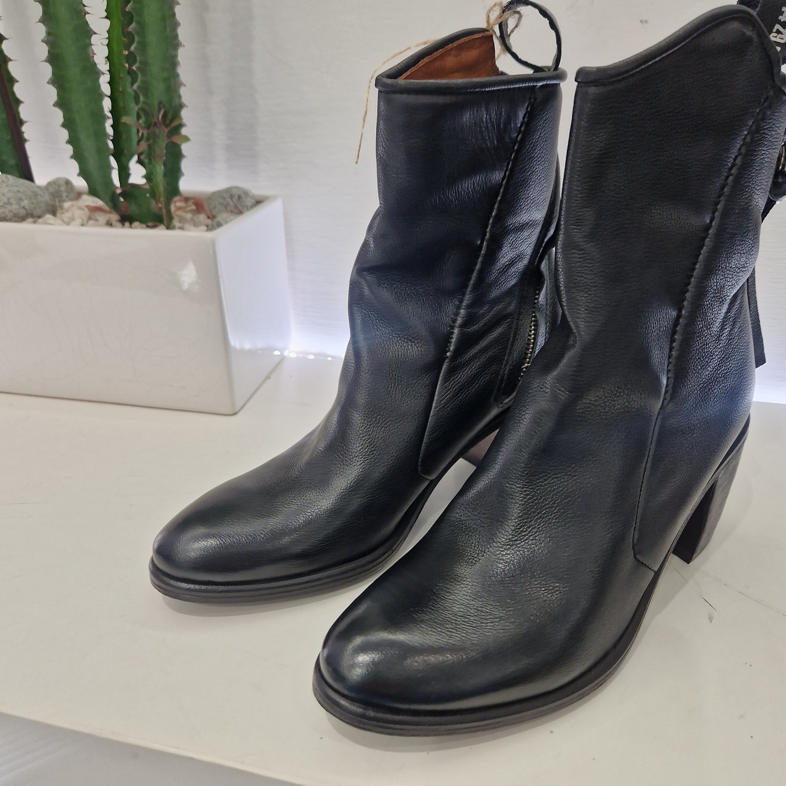 A.S.98 stivaletto nero tacco 7 cm