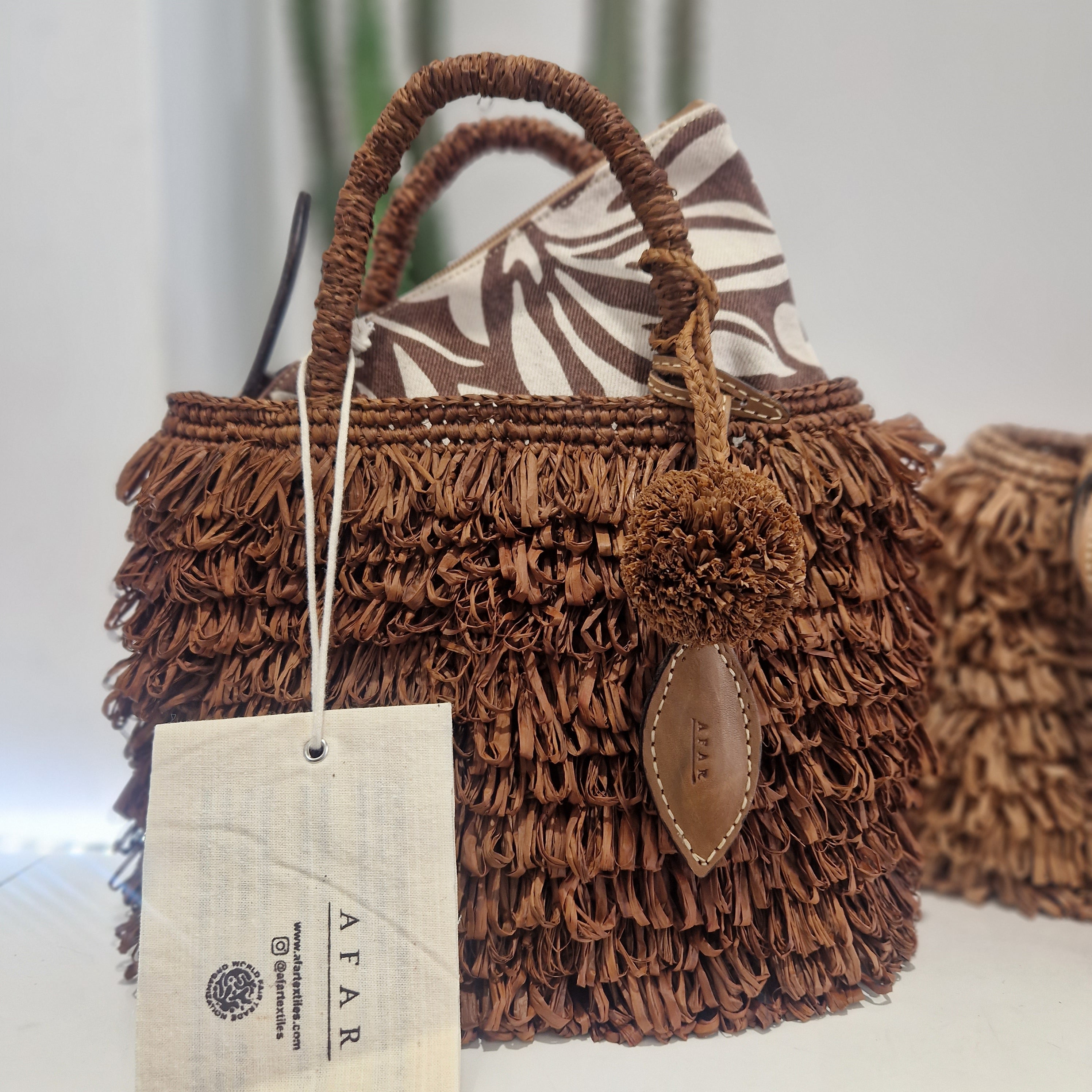 Afar borsa intrecciata a mano KEISHA dimensione piccola