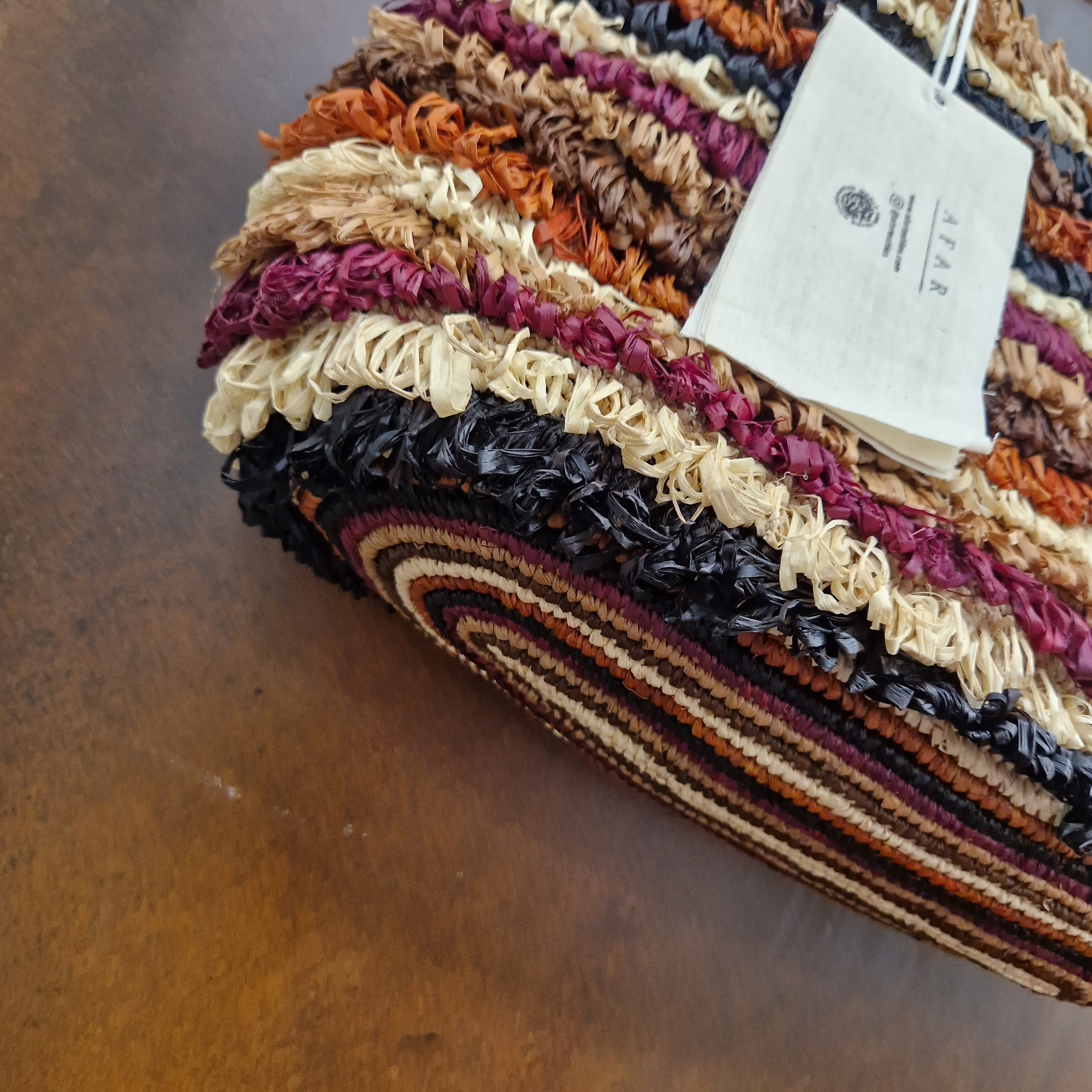 Afar borsa intrecciata a mano LEISHA multi righe