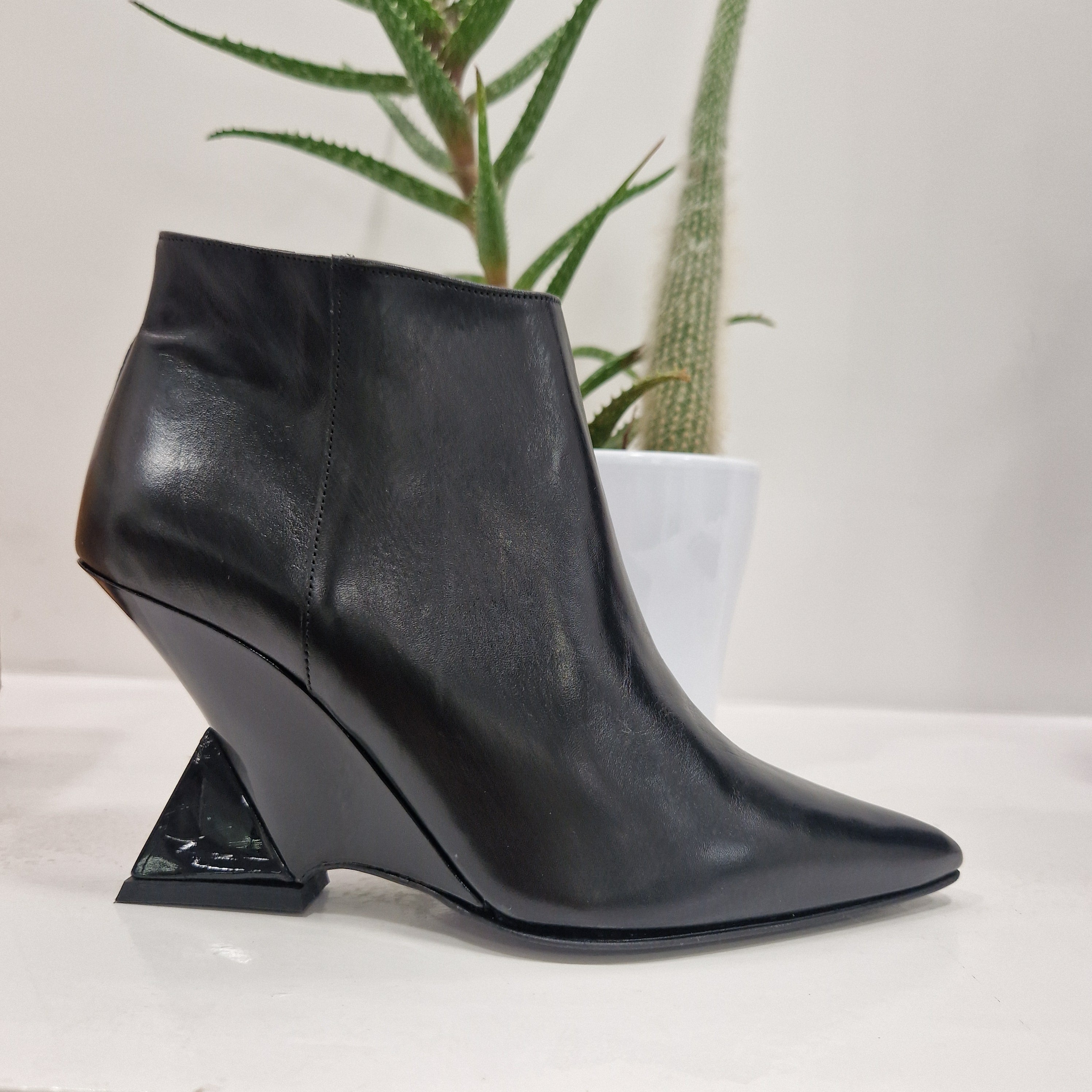 Stivaletto nero tacco zeppa