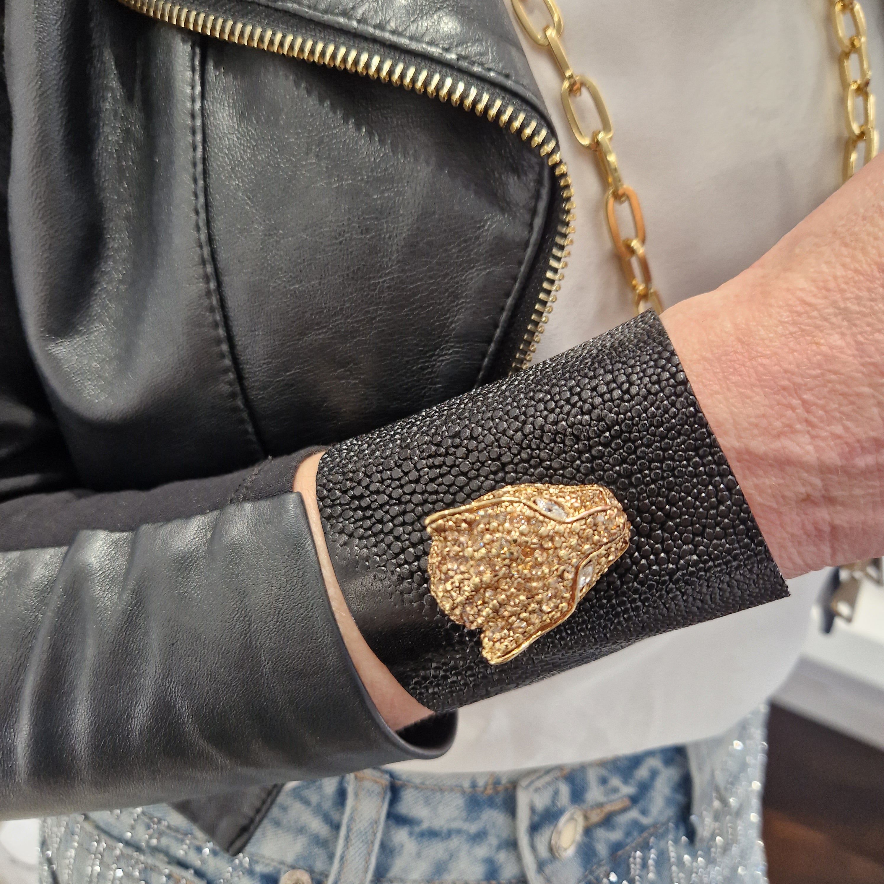 Alberto Luti bracciale alto in pelle con accessorio animalier