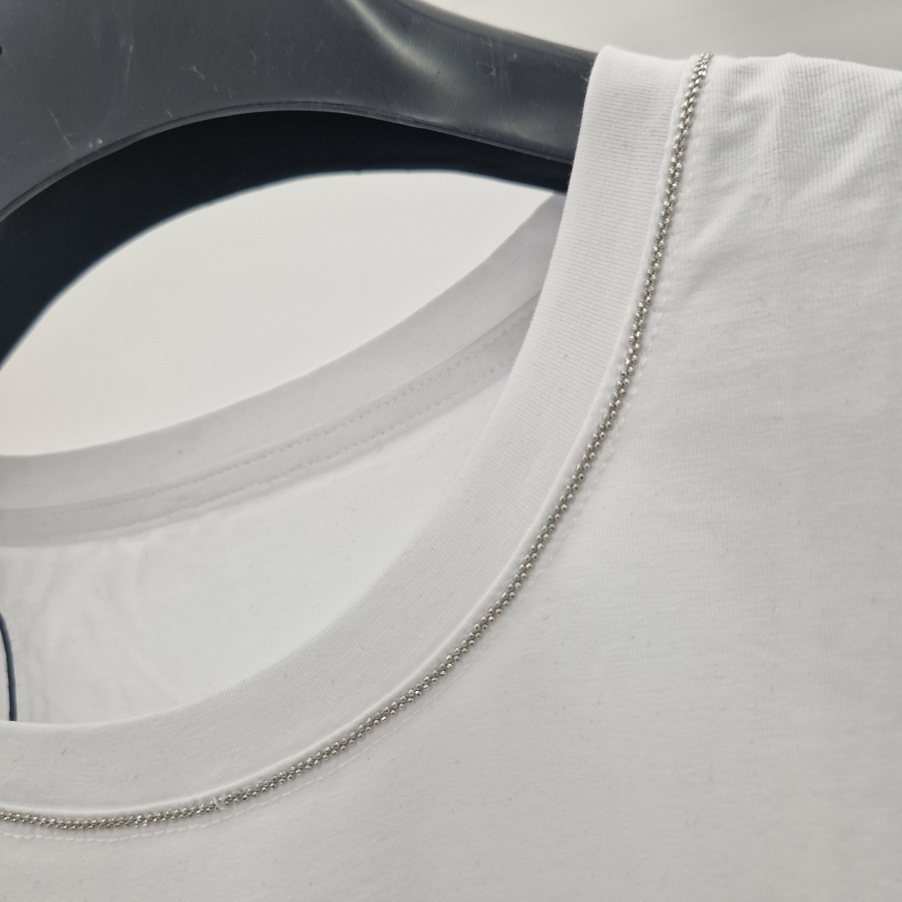 T-shirt catenella girocollo