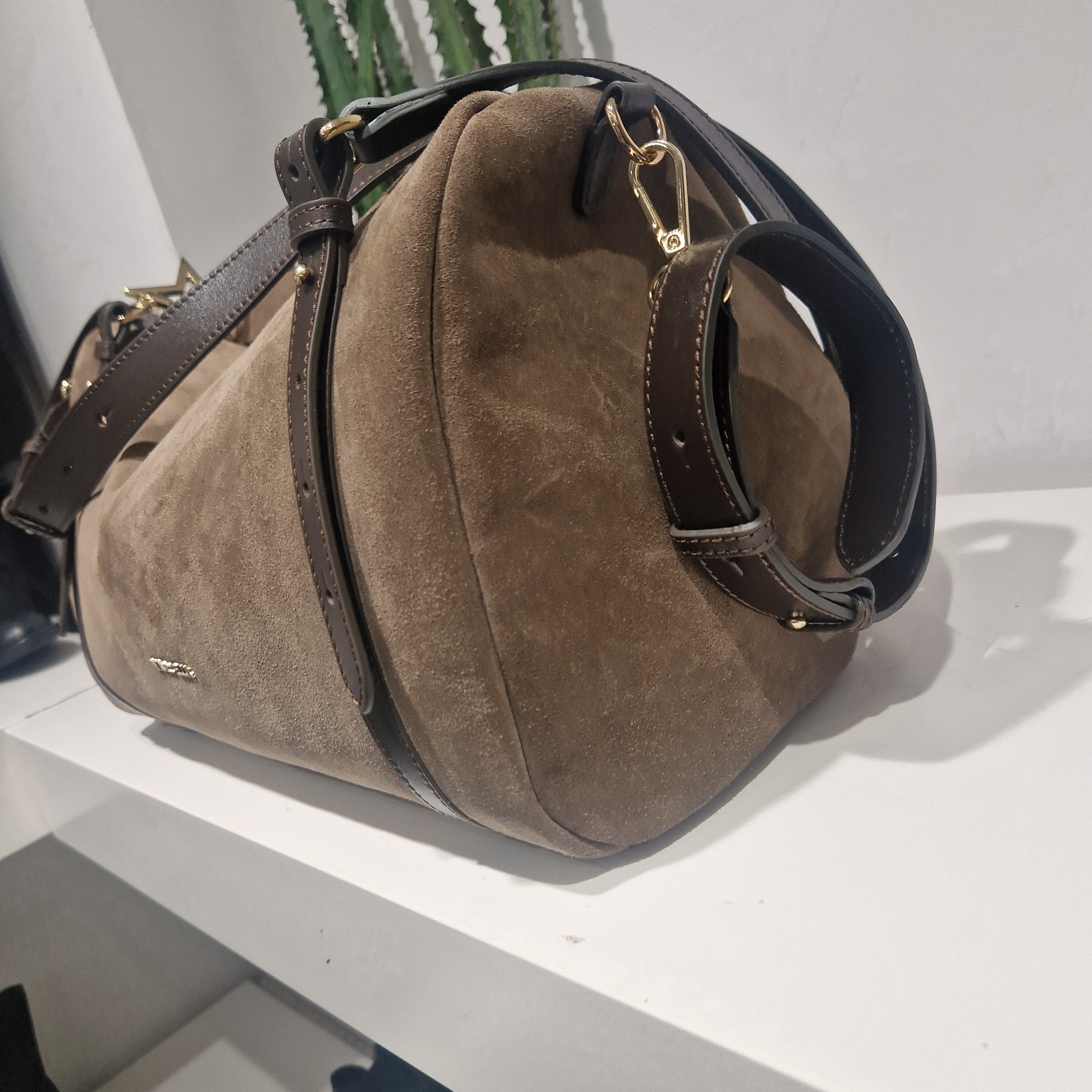 Marc Ellis borsa HUDA