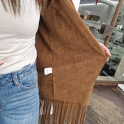 Gilet con frange in pelle scamosciata