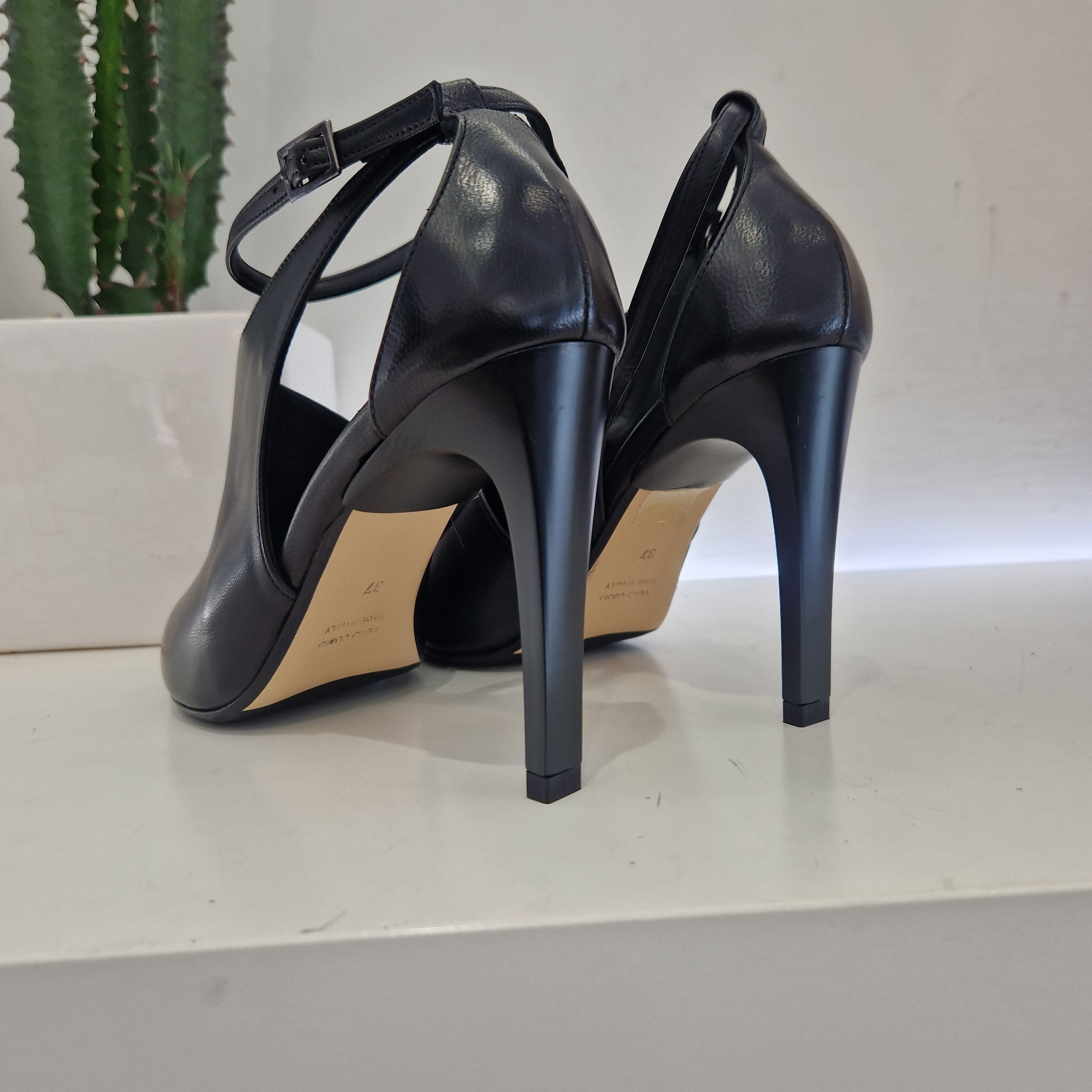 Isabelle Paris modello IRIS scarpa cinturino  tacco 9 cm