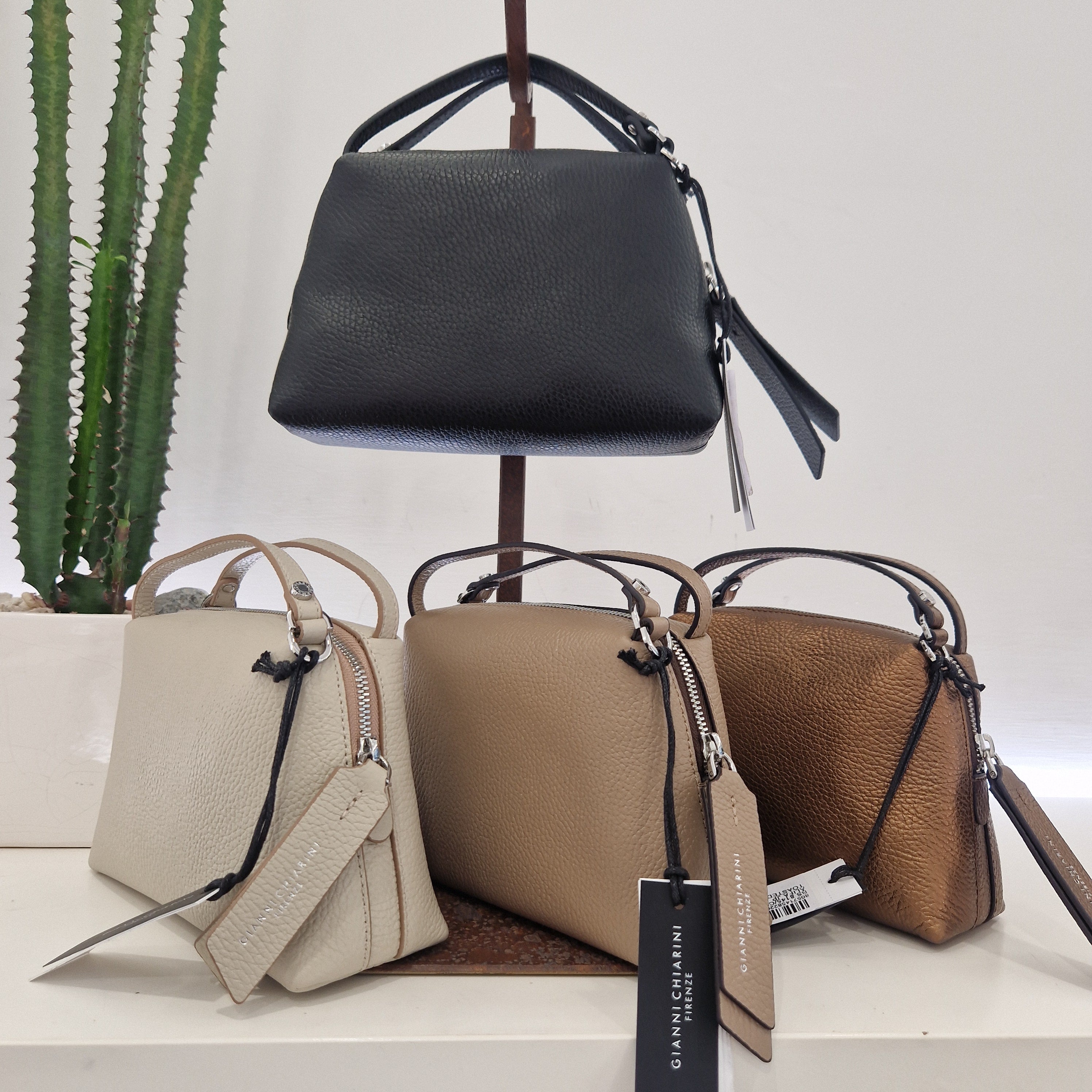 Gianni Chiarini borsa  linea ALIFA formato piccolo
