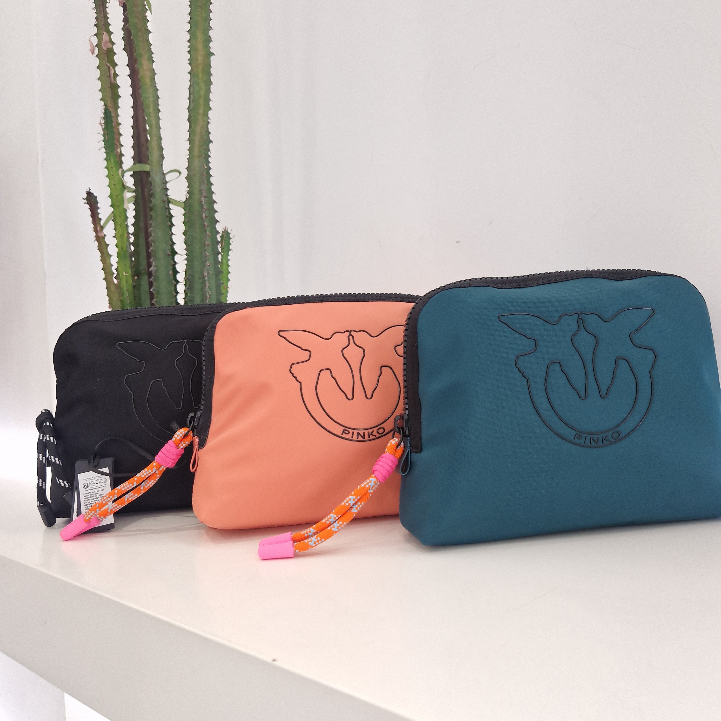 PINKO necessarie travel classic