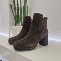 Stivaletto con platò in suede t.moro