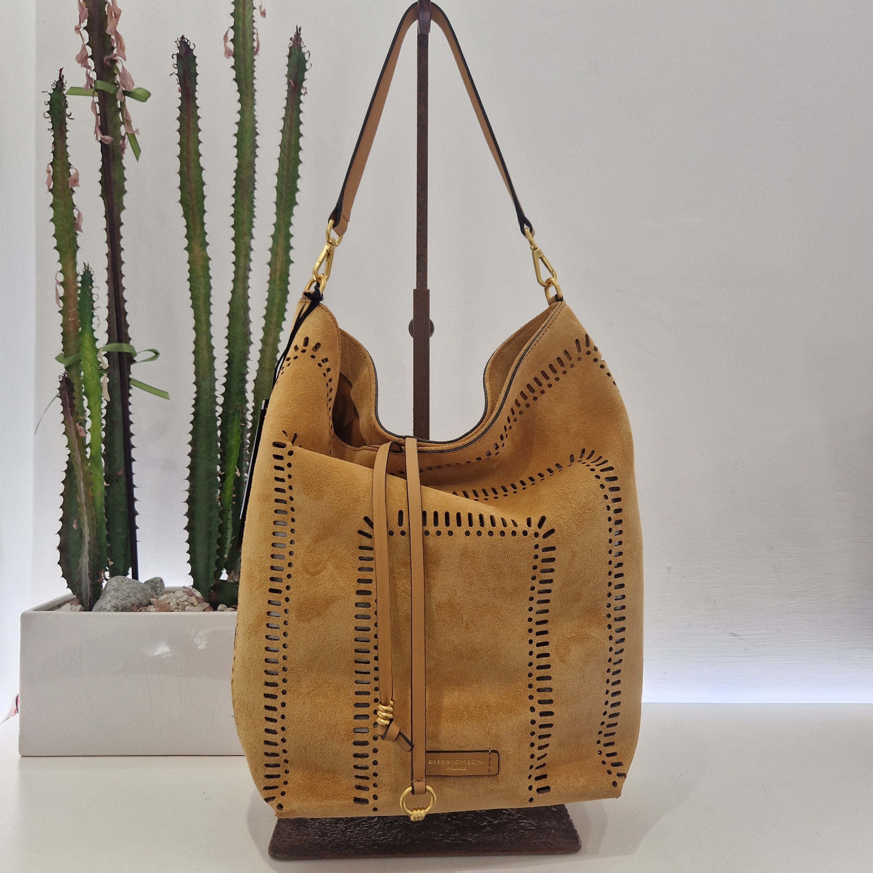 Gianni Chiarini borsa  linea VANESSA suede color cuoio