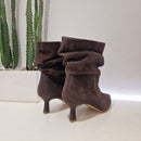 Stivaletto in pellame scamosciato moro