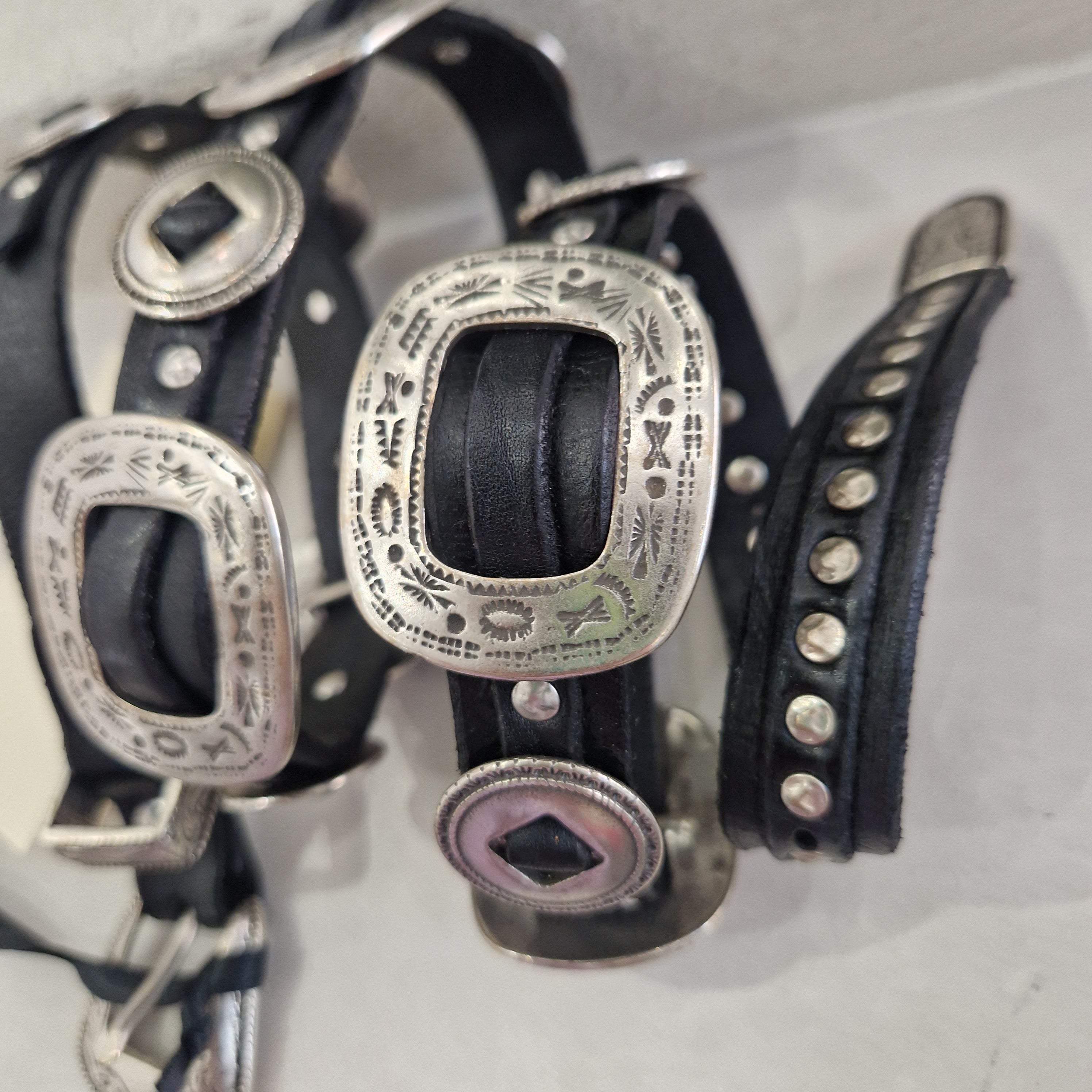 Campomaggi cintura pelle nera TEX con borchie argento