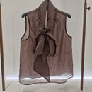 Camicia smanicata marrone con fiocco