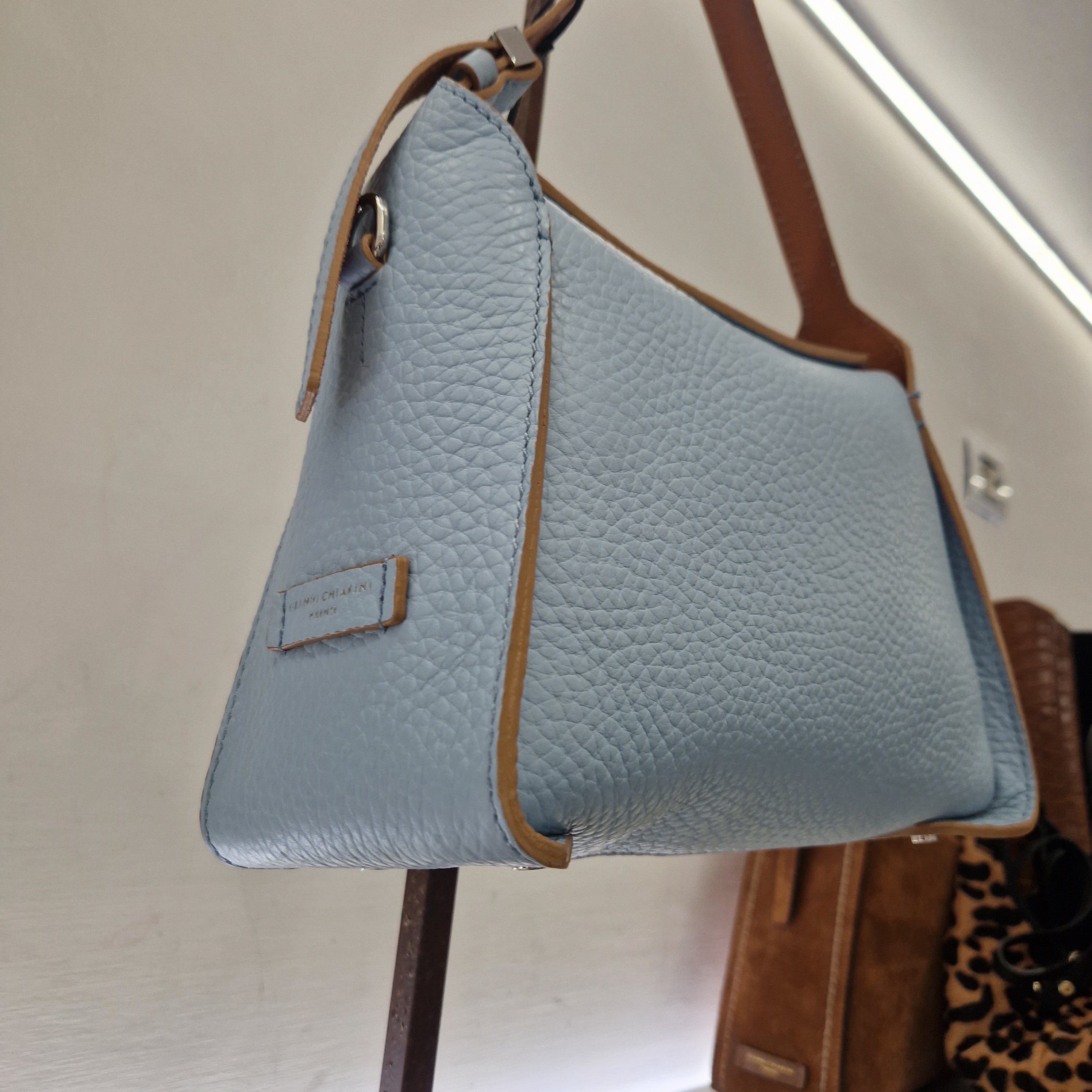 Gianni Chiarini borsa PENELOPE Dimensione media  pelle celeste
