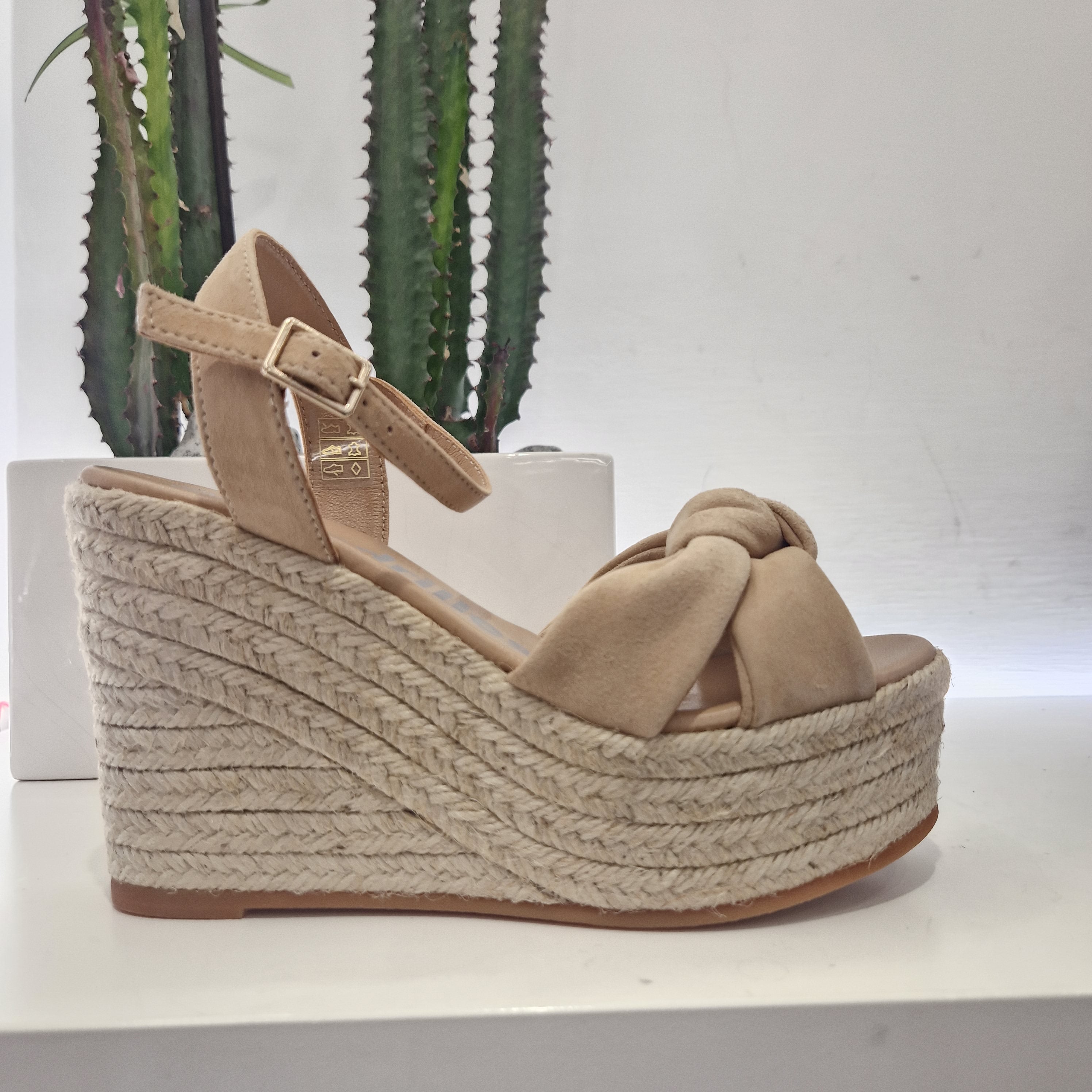 Espadrilles modello FEY color sabbia