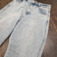 Pantalone jeans modello ballon lavaggio chiaro