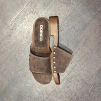 Zoccolo tacco basso con fascia scamosciata t.moro