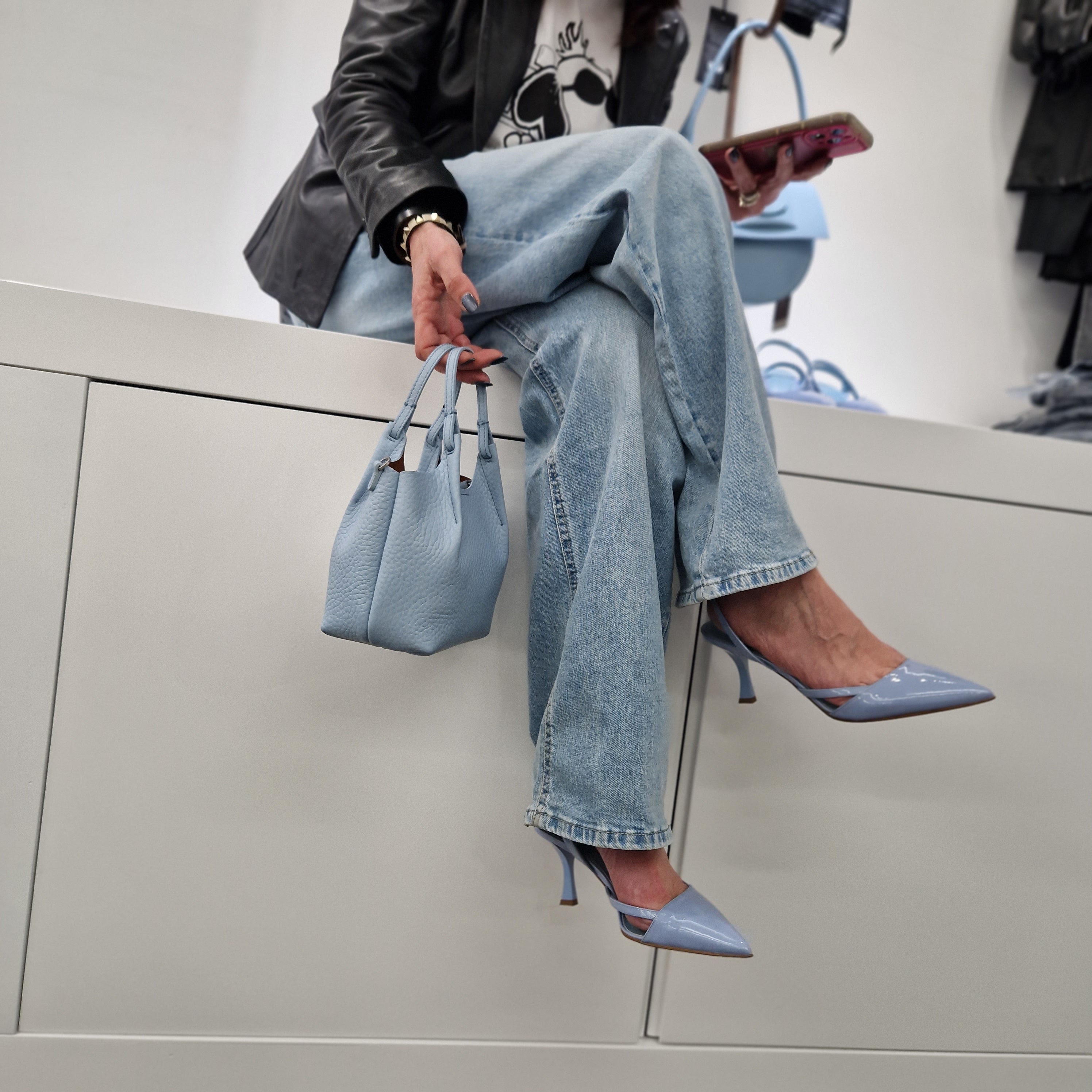 Gianni Chiarini  linea DUA piccola celeste