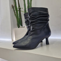 Stivaletto in pelle nera tacco 6 cm