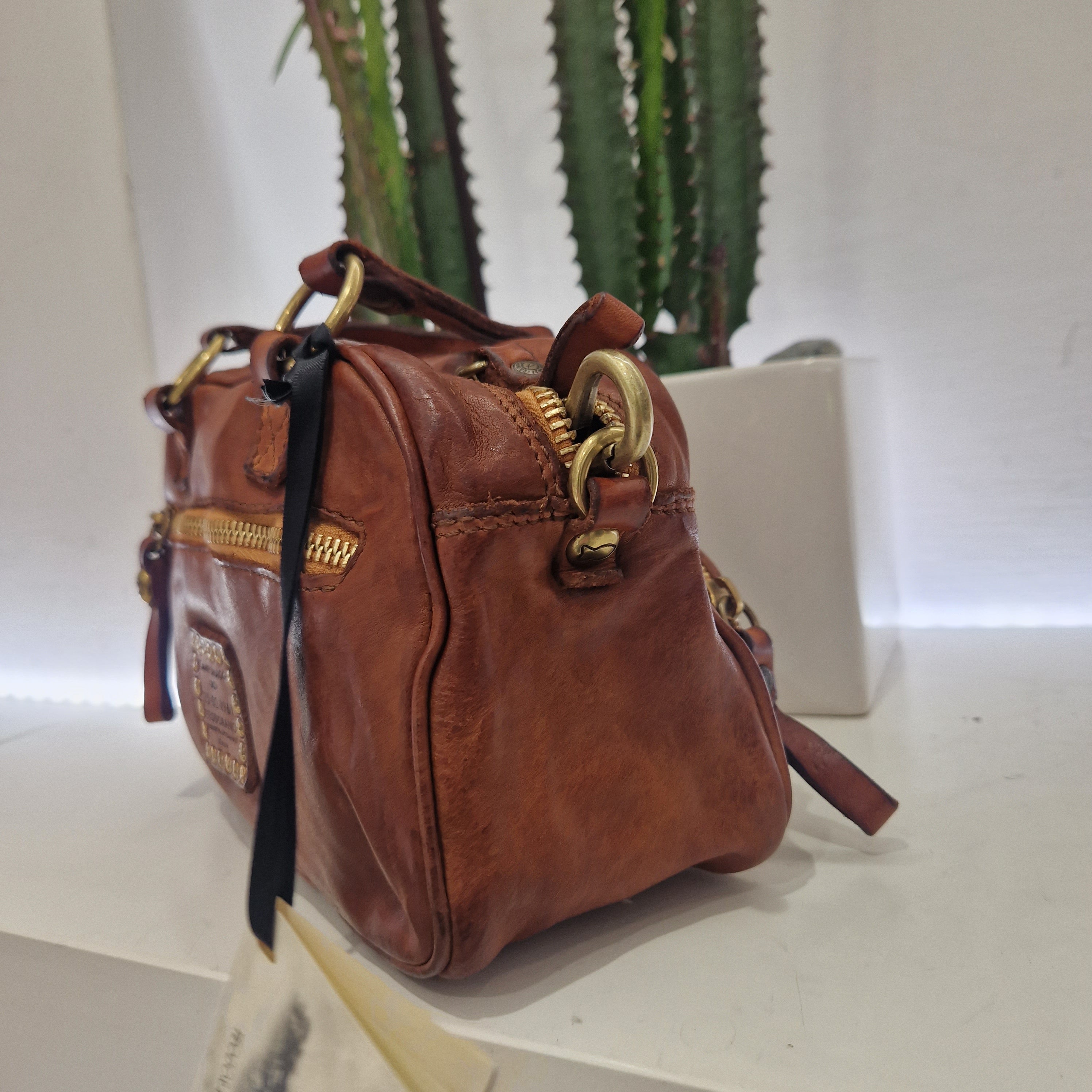 Campomaggi linea LARICE borsa bauletto piccolo color cuoio