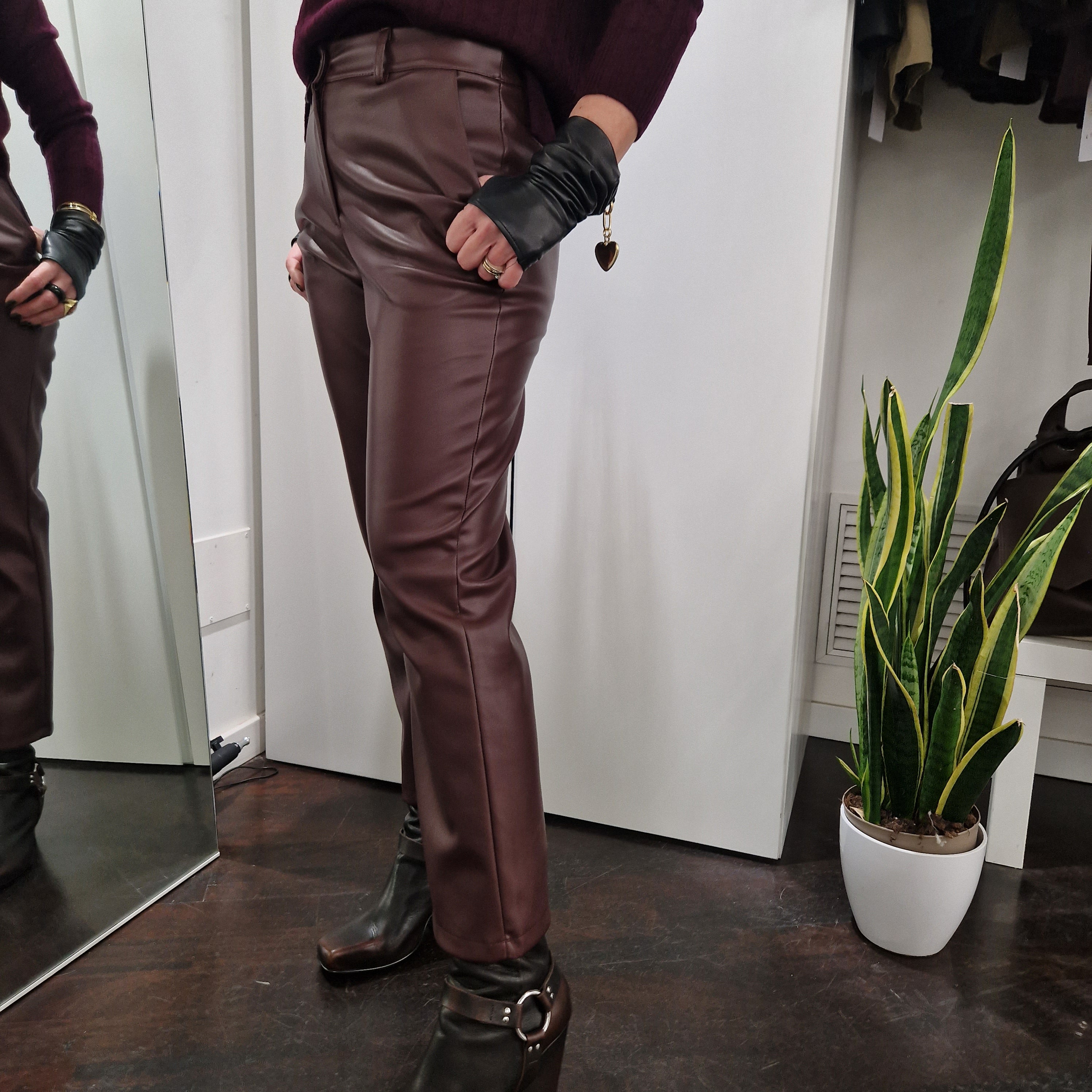 Pantalone ecopelle bordeaux