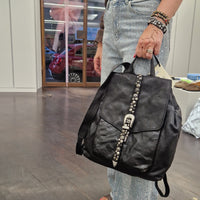Campomaggi zaino BERTA linea CEFALÙ  nera accessori argento