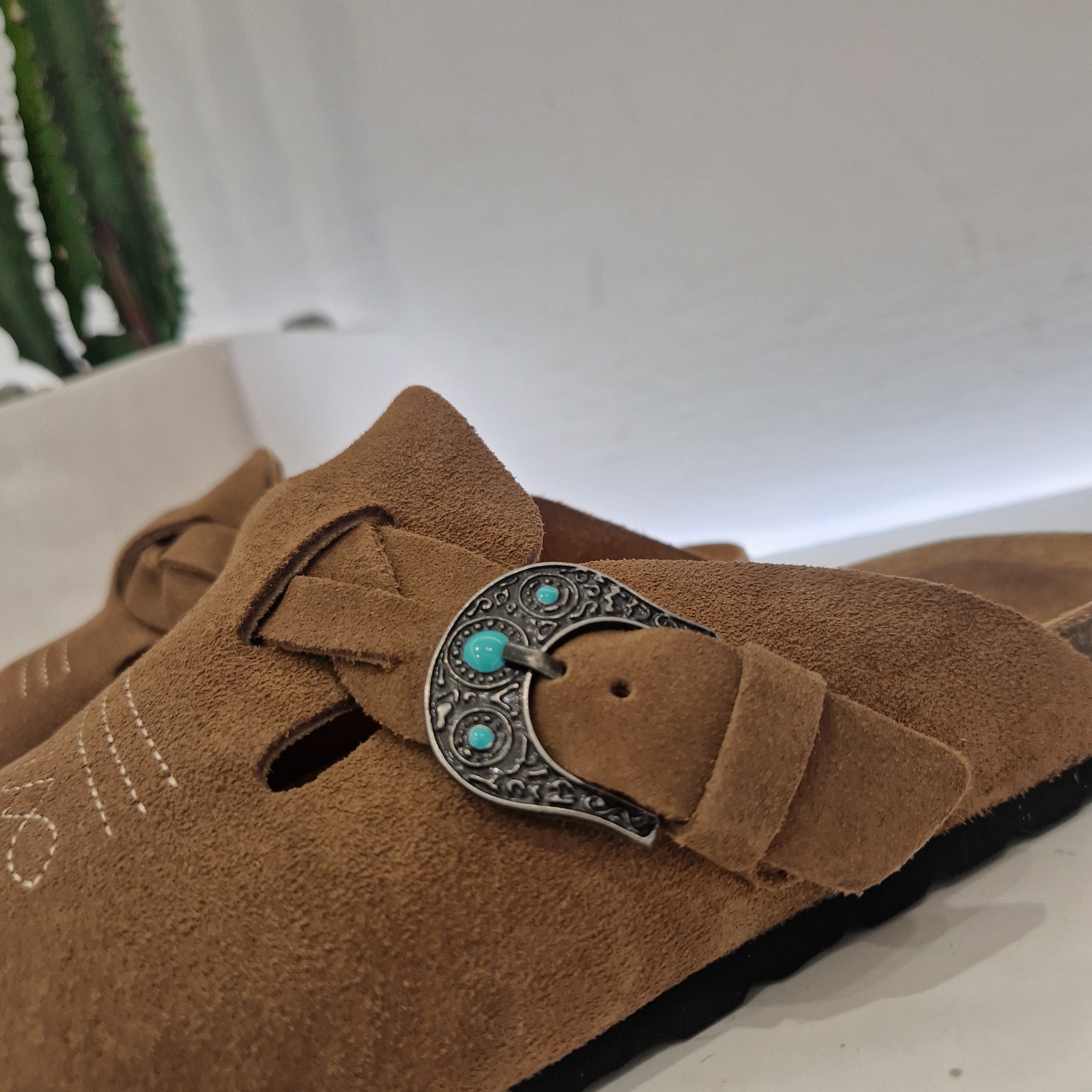 Taji sabot color sand con treccia