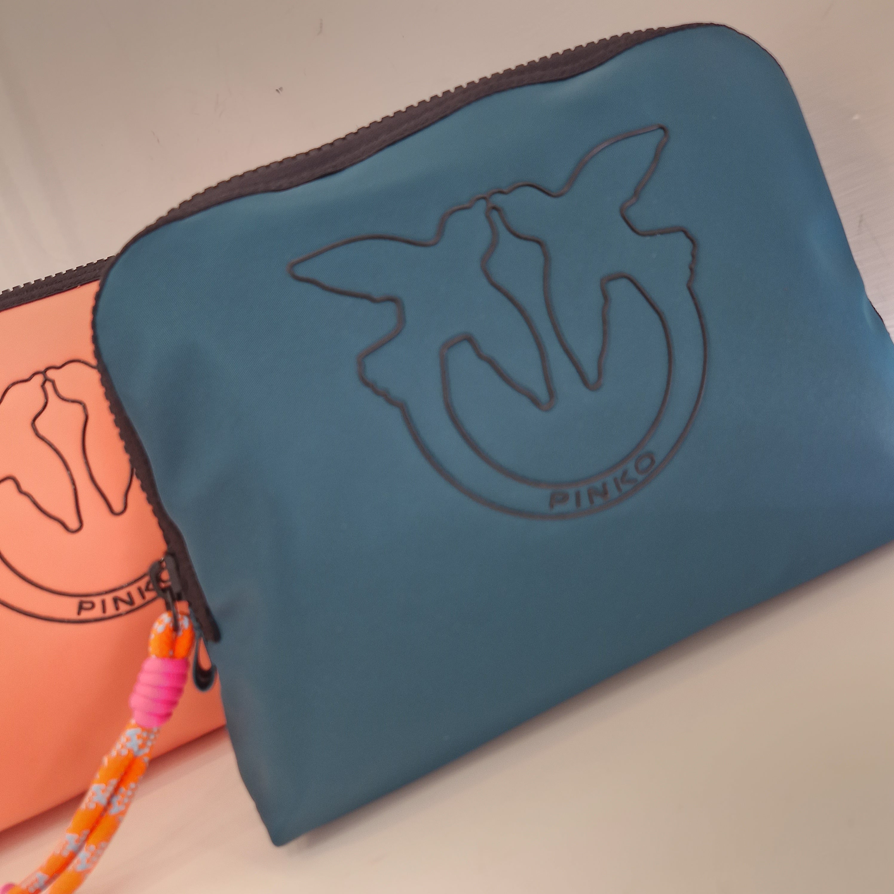 PINKO necessarie travel classic