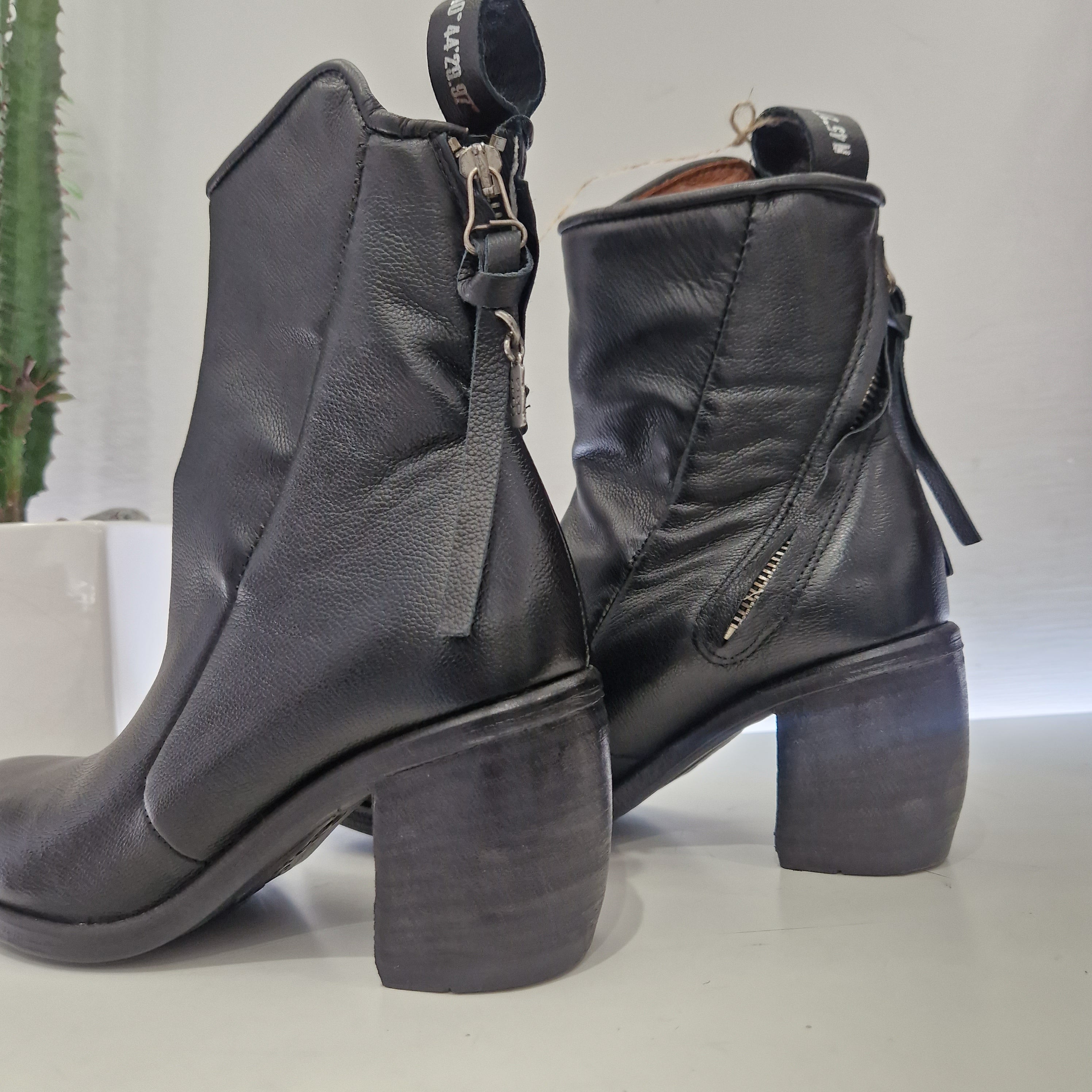 A.S.98 stivaletto nero tacco 7 cm