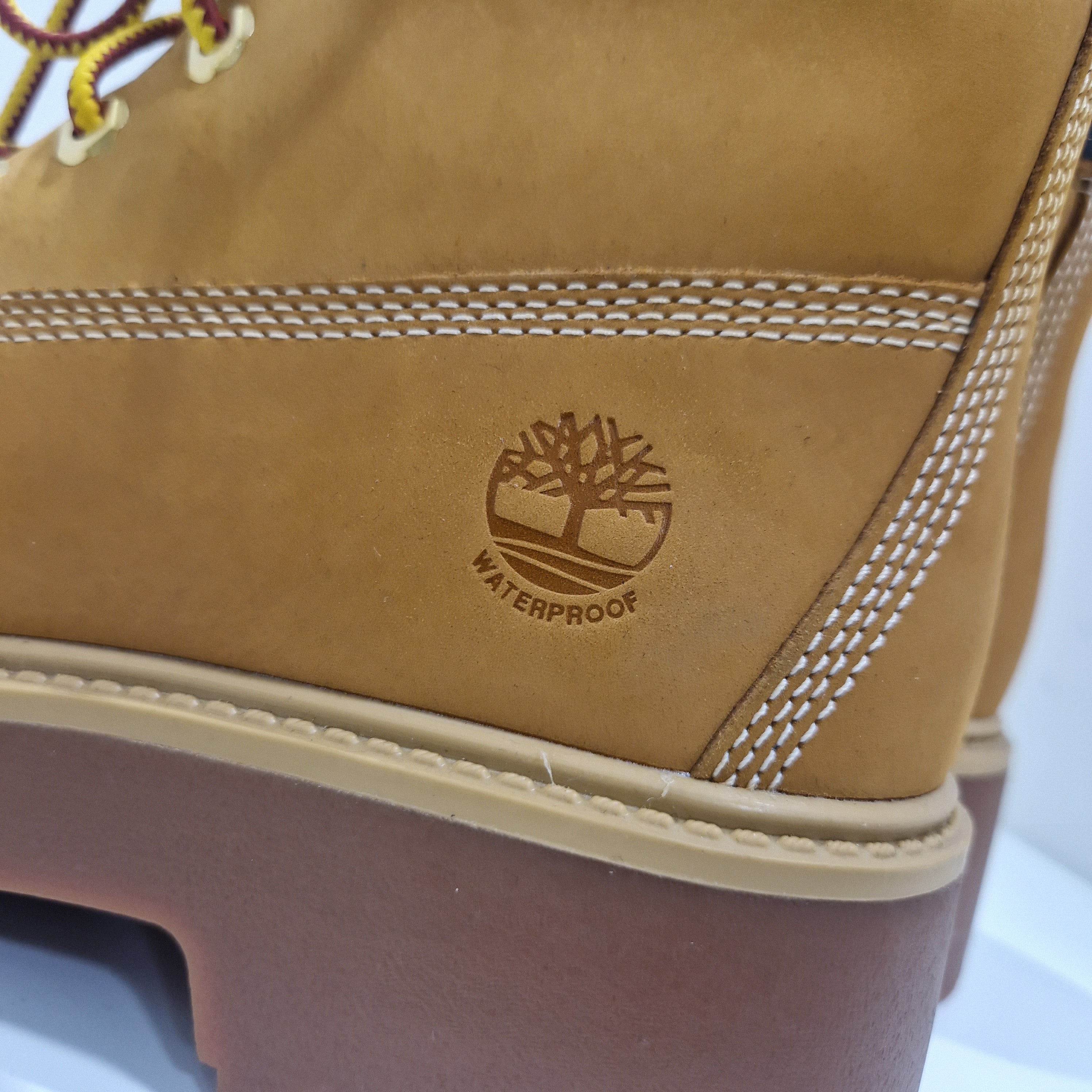 Stivaletto platform color  sand