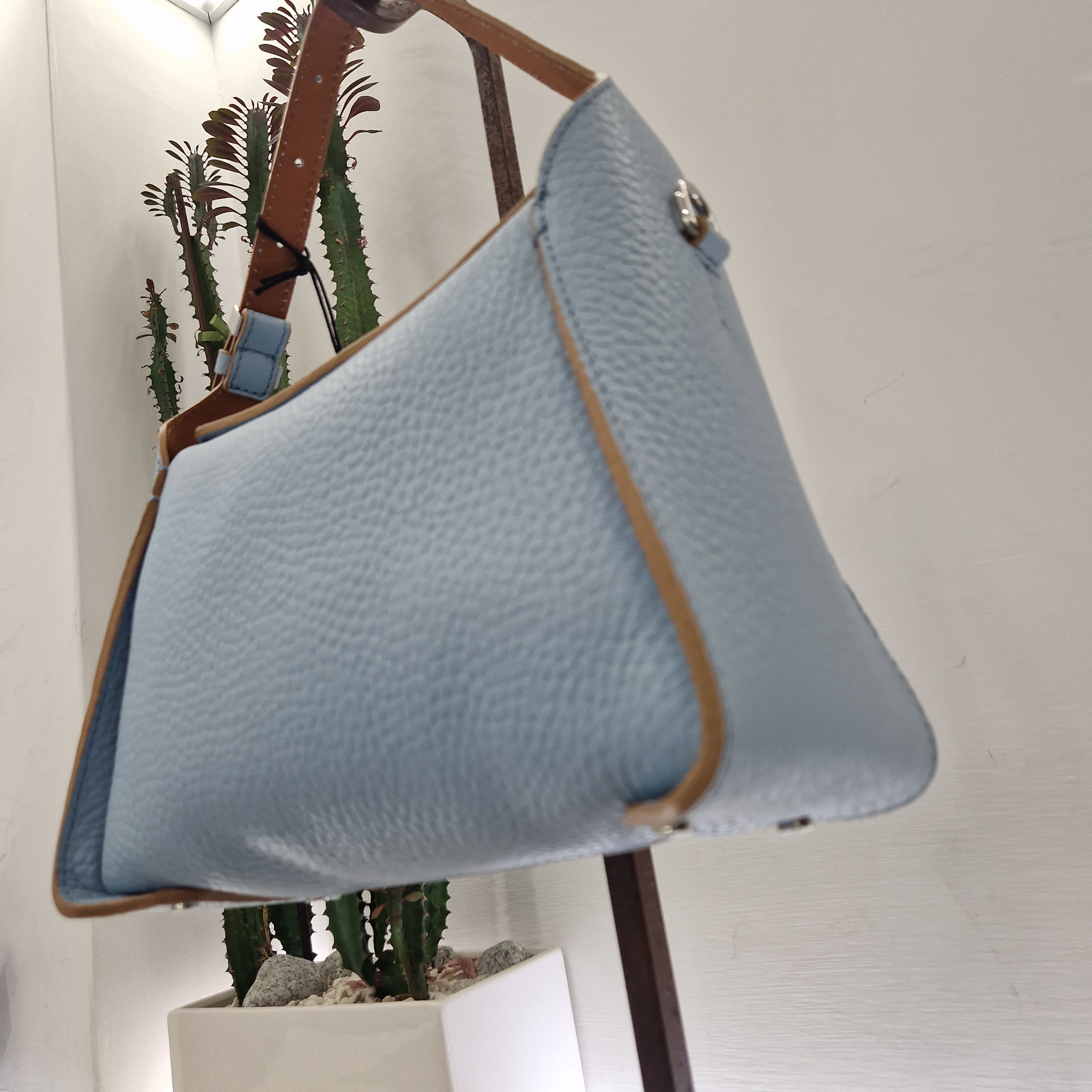 Gianni Chiarini borsa PENELOPE Dimensione media  pelle celeste