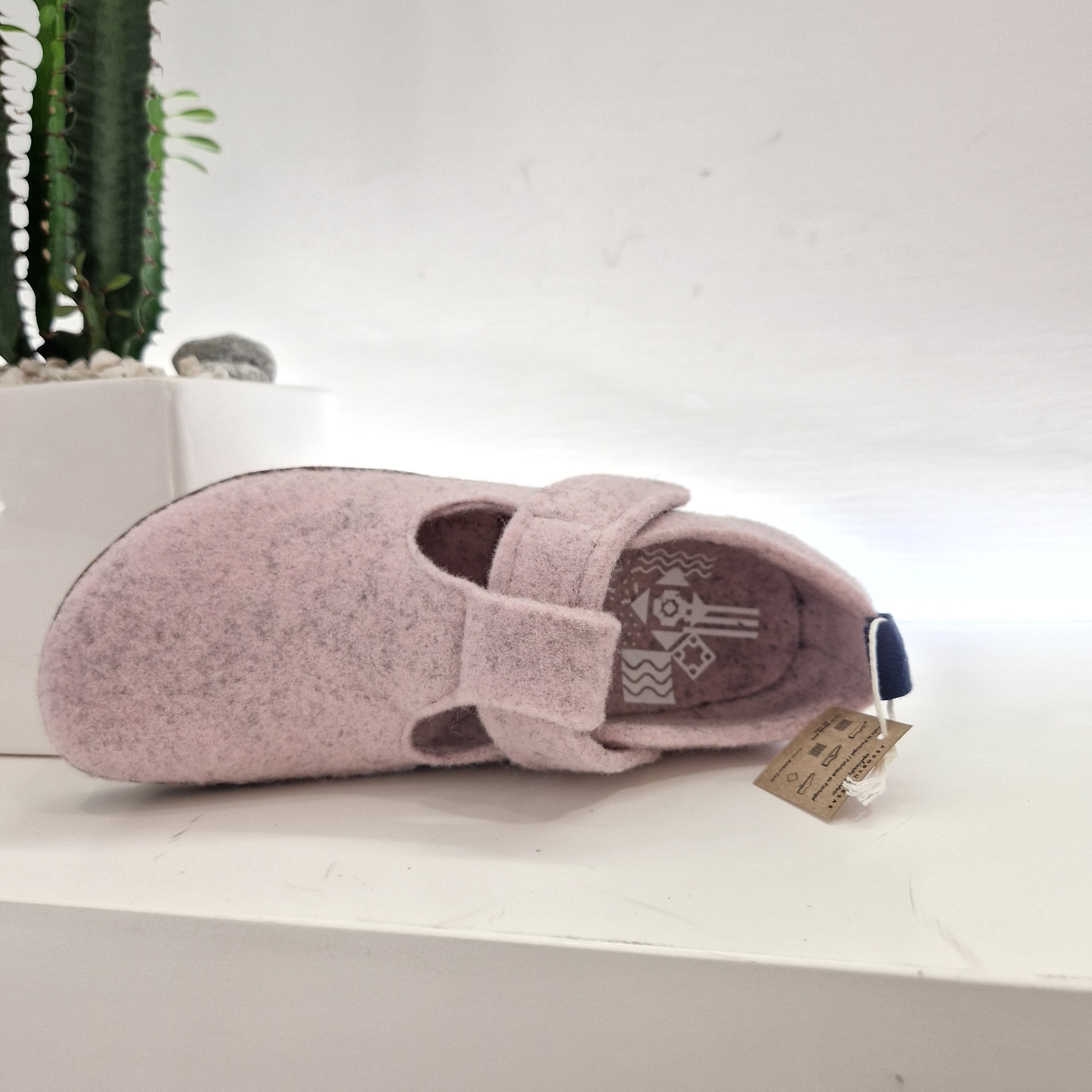 Pink boiled wool asportuguesas