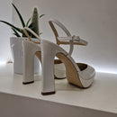 Doric white shoe