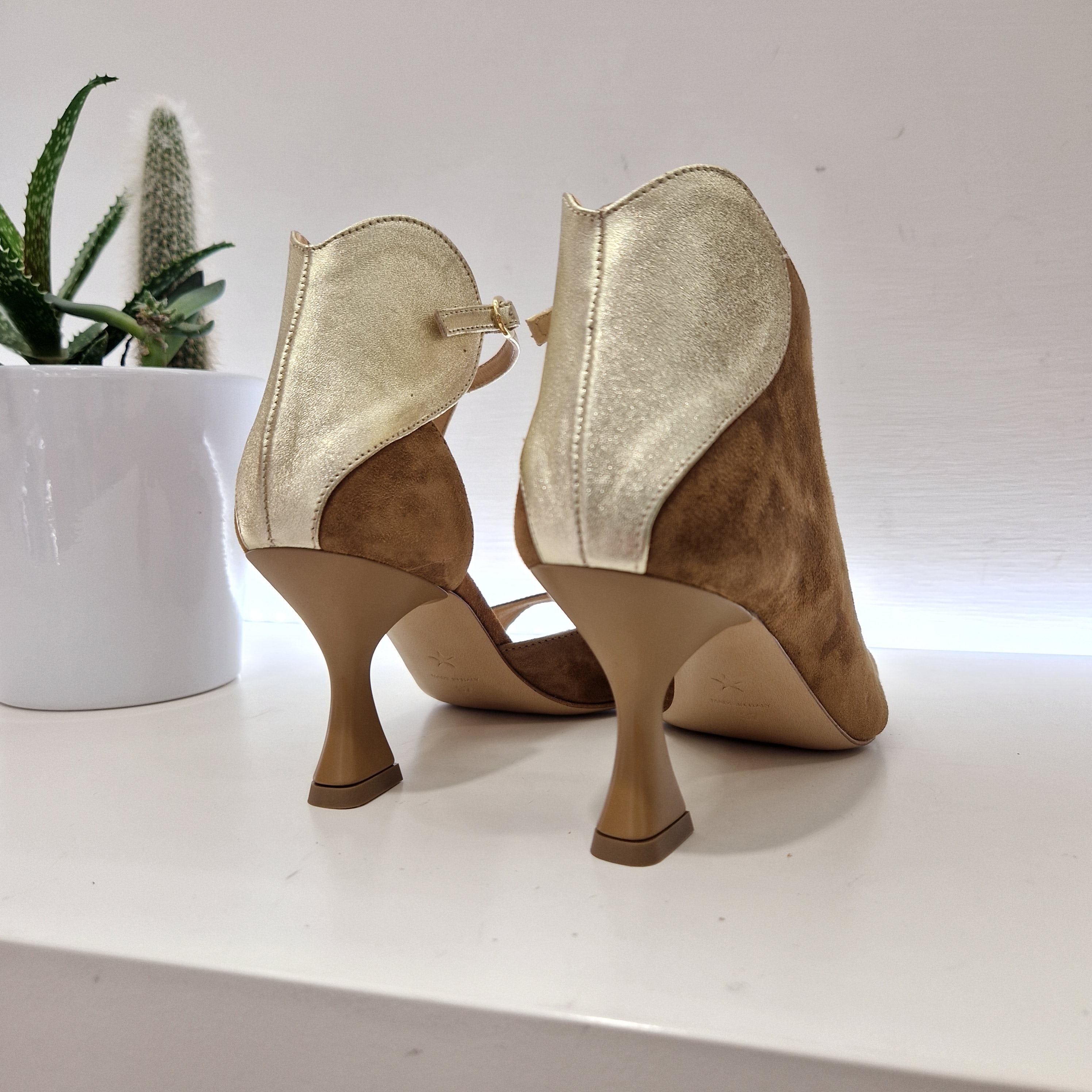 Marc Ellis heart sandal