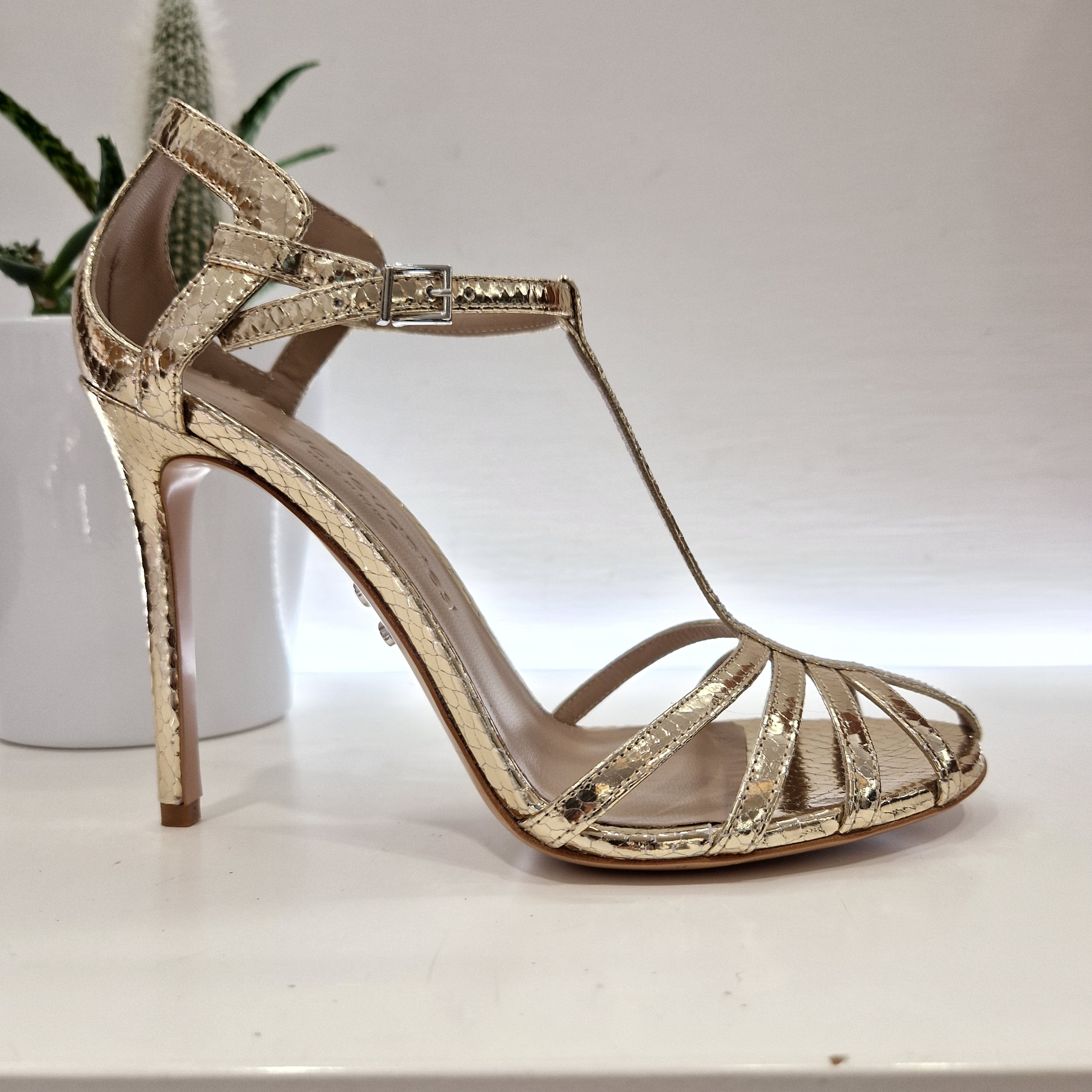 Sergio Levantesi gold sandal